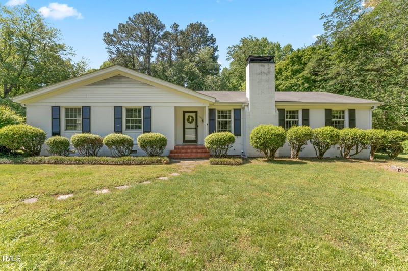 306 Holland Rd, Fuquay Varina, NC 27526