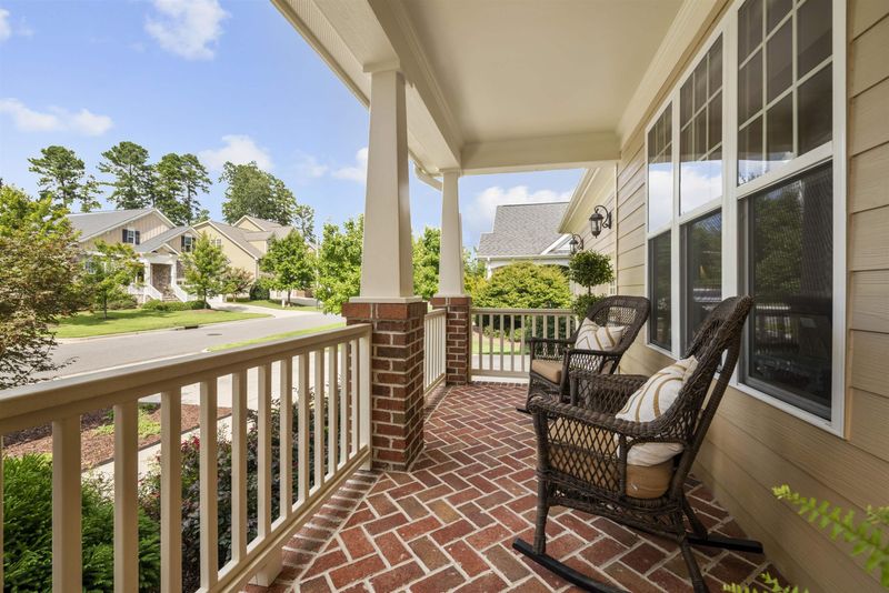 306 Kinsale Dr, Chapel Hill, NC 27517