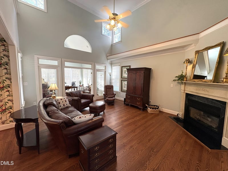 306 Lakeside Cir, Zebulon, NC 27597