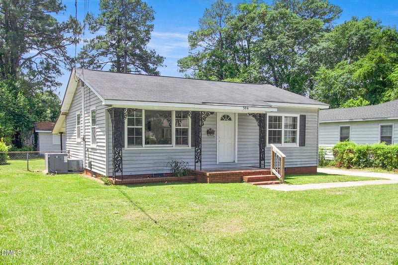 306 Lynn Ave, Fayetteville, NC 28301