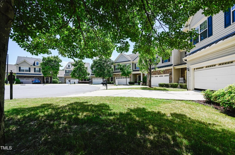 306 Mainline Station Dr, Morrisville, NC 27560
