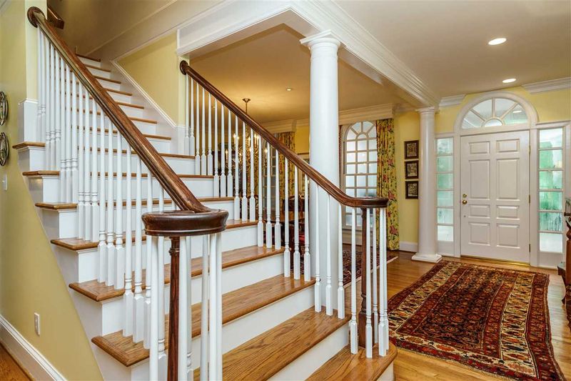 306 Marlowe Rd, Raleigh, NC 27609