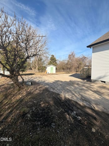 306 Martin Luther King Junior Dr, Smithfield, NC 27577