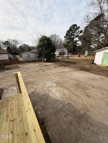 306 Martin Luther King Junior Dr, Smithfield, NC 27577