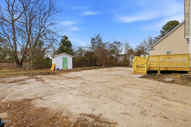 306 Martin Luther King Junior Dr, Smithfield, NC 27577