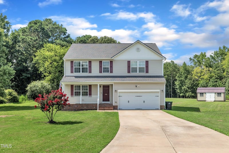 306 Meadow Hills Dr, Four Oaks, NC 27524
