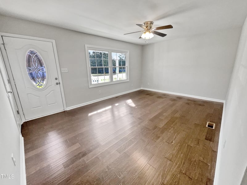 306 Meadow Ln, Wendell, NC 27591