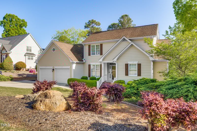 306 Neuse Ridge Dr, Clayton, NC 27527