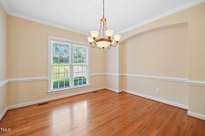 306 Neuse Ridge Dr, Clayton, NC 27527