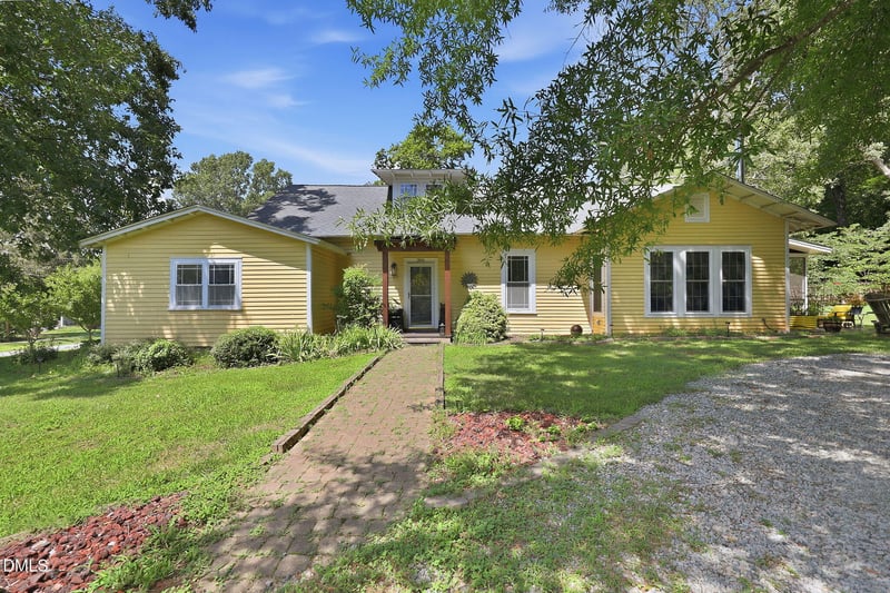 306 N Ninth St, Mebane, NC 27302