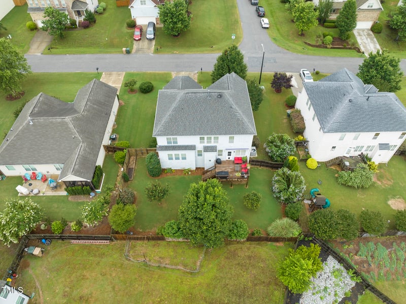 306 Oak Alley Trl, Clayton, NC 27527