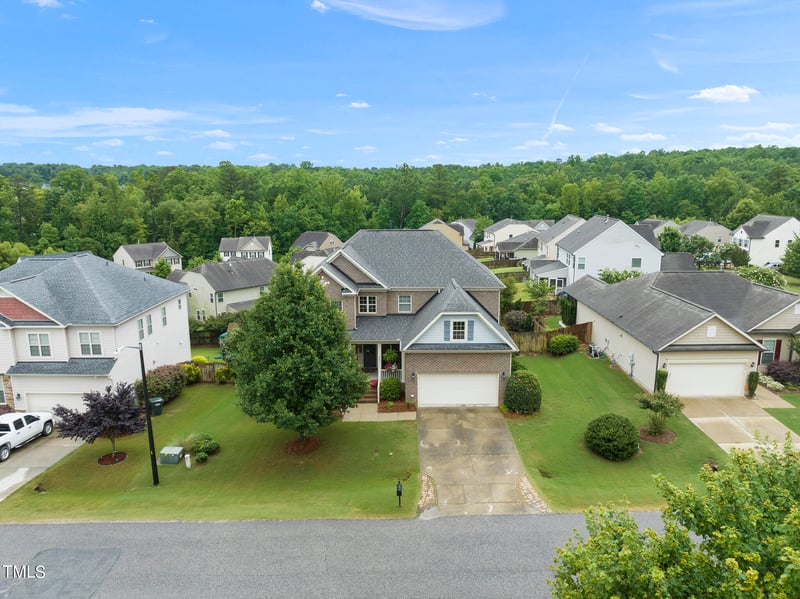 306 Oak Alley Trl, Clayton, NC 27527