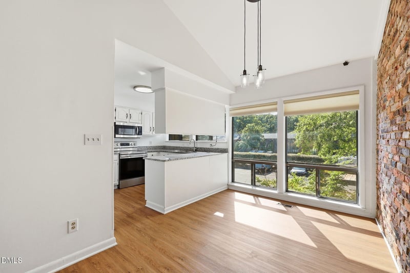 306 Oak Tree Dr #306, Chapel Hill, NC 27517