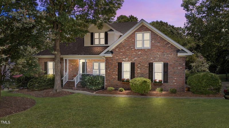 306 Parkridge Dr, Clayton, NC 27527