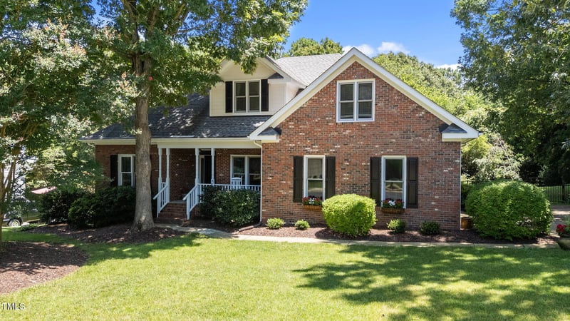 306 Parkridge Dr, Clayton, NC 27527