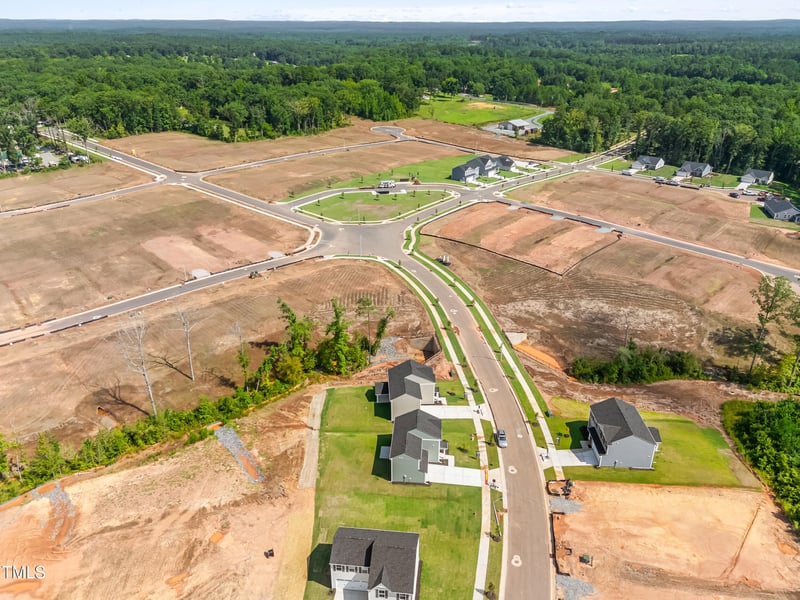306 Rosewood Dr, Sanford, NC 27330