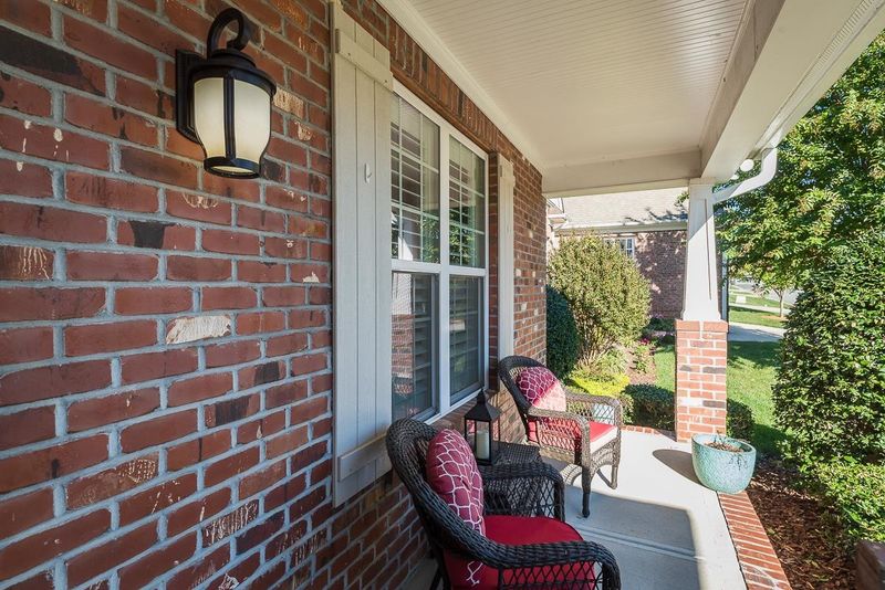 306 Sam Snead Dr, Mebane, NC 27302