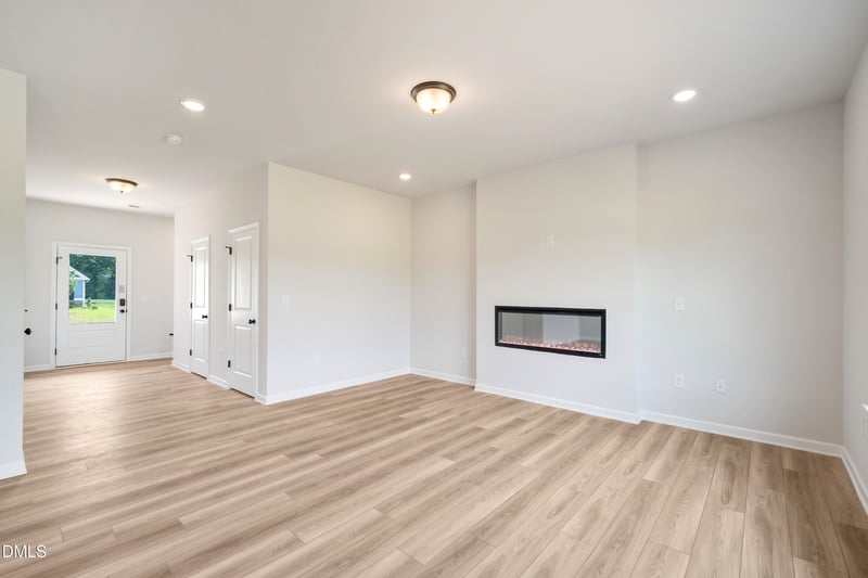 306 Smith Farms Dr, Lillington, NC 27546