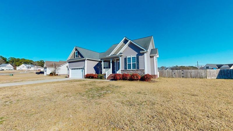 306 Stillwater Creek Dr, Goldsboro, NC 27534