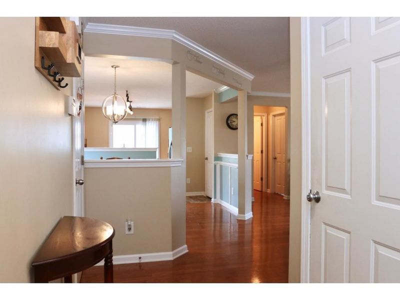 306 Sutton, Mebane, NC 27302