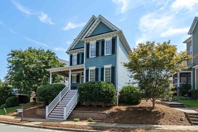 306 Village Loop Dr, Apex, NC 27502