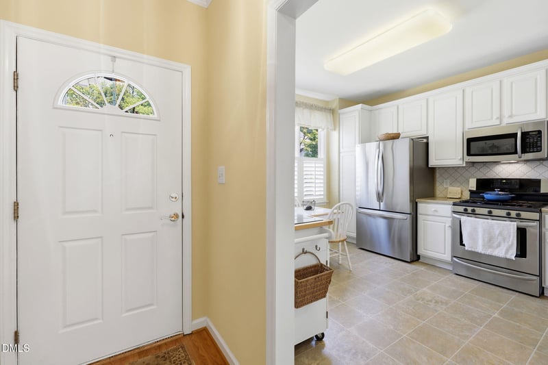 306 Vinca Cir, Cary, NC 27513