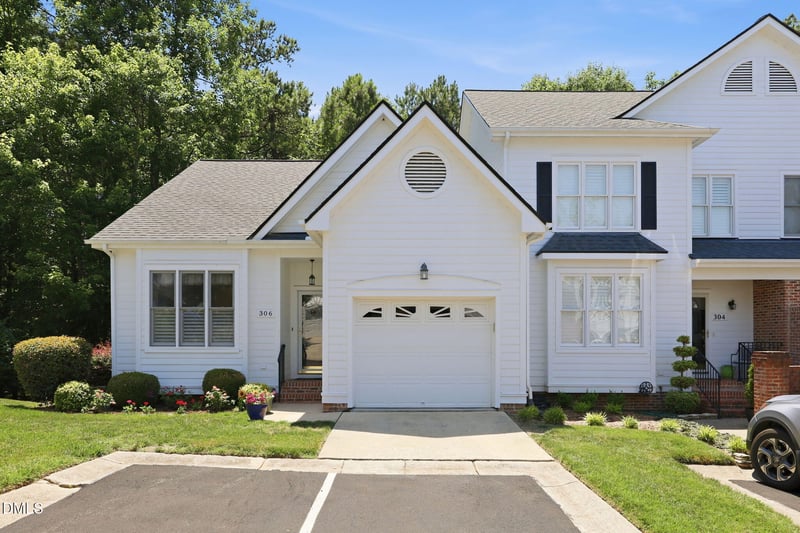 306 Vinca Cir, Cary, NC 27513