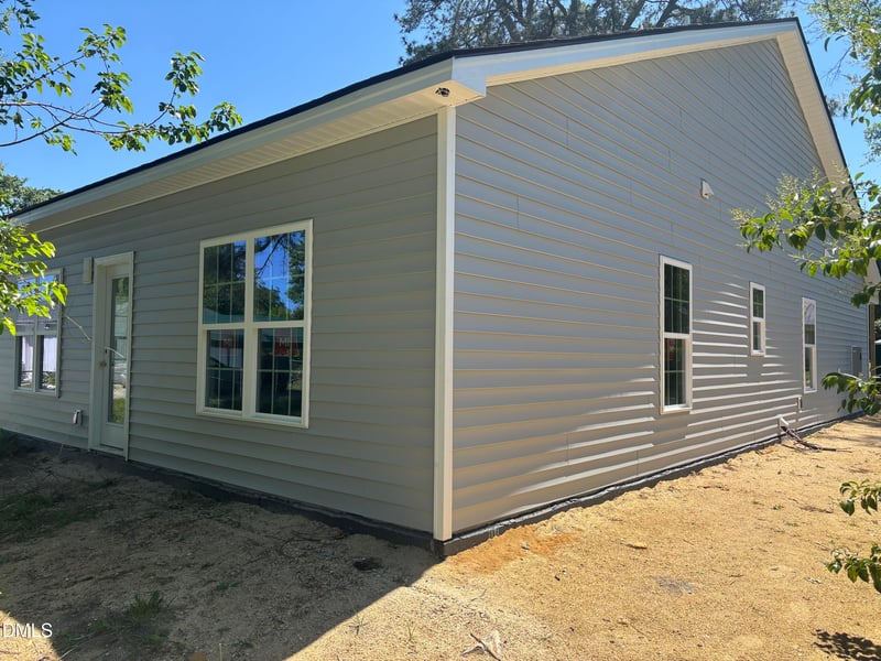 306 Washington Ave, Dunn, NC 28334