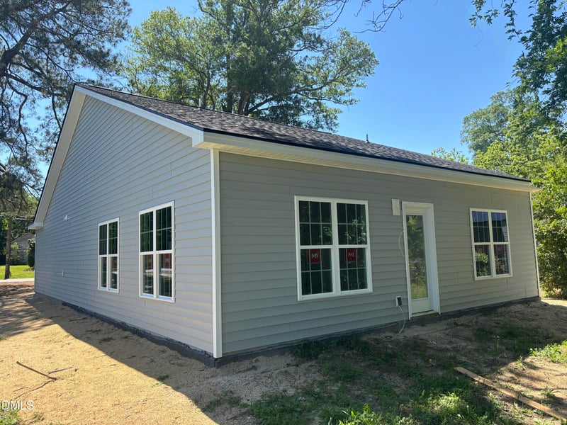 306 Washington Ave, Dunn, NC 28334
