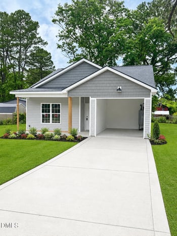 306 Washington Ave, Dunn, NC 28334