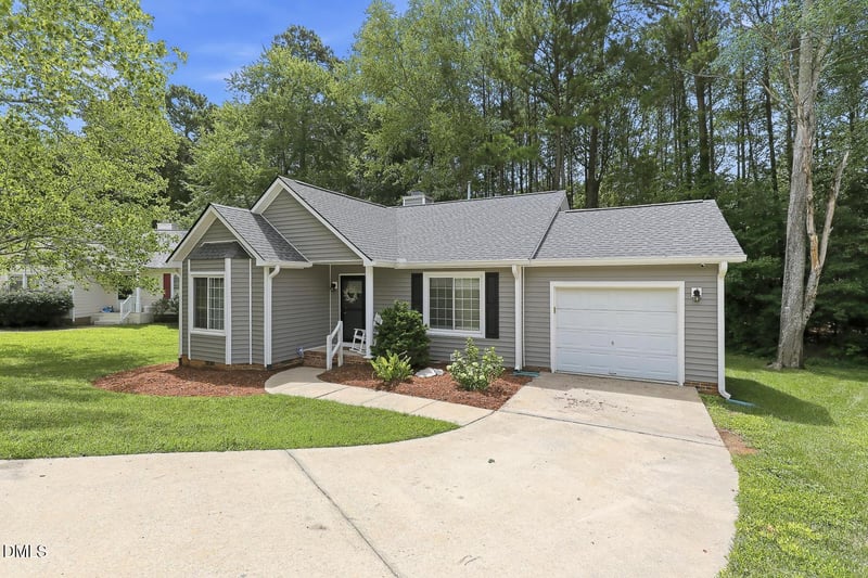 306 Wax Myrtle Ct, Cary, NC 27513