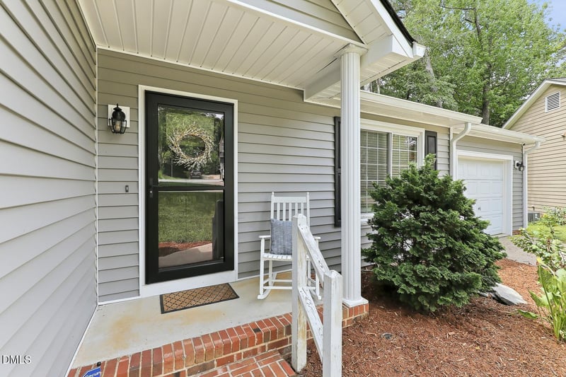 306 Wax Myrtle Ct, Cary, NC 27513