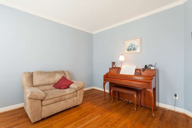 306 Widdington Ln, Cary, NC 27519