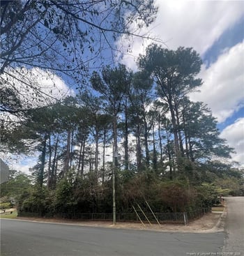 306 Woodcrest Rd, Fayetteville, NC 28305