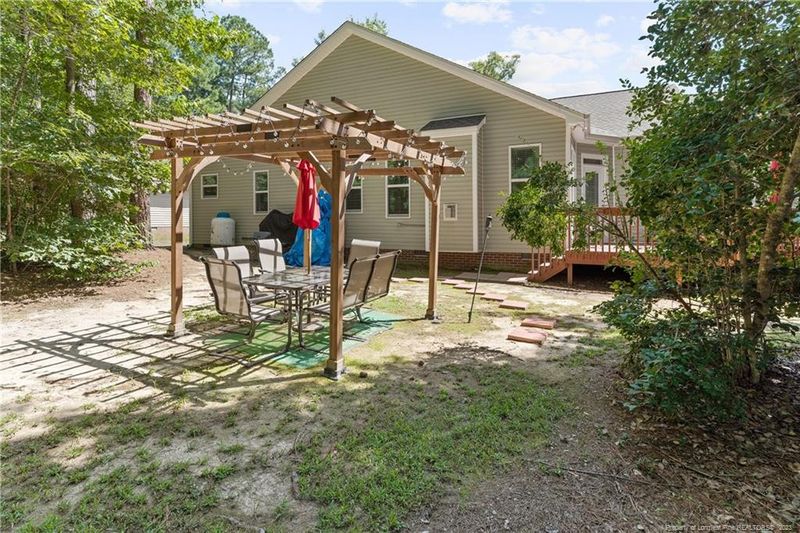 3063 Bourbon St, Sanford, NC 27332