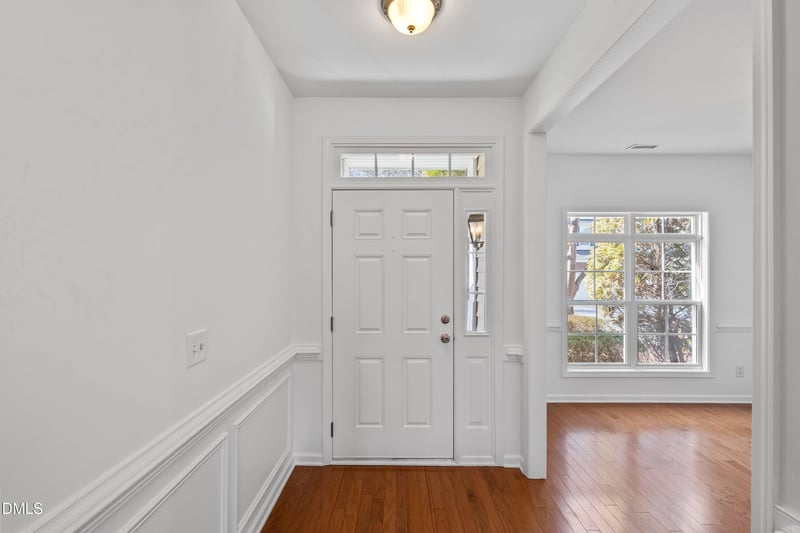 3064 Imperial Oaks Dr, Raleigh, NC 27614