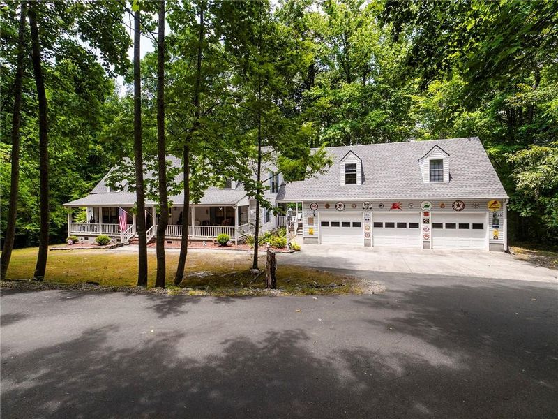 3068 Maple Ave, Burlington, NC 27215
