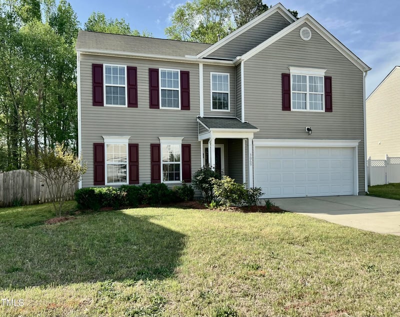3069 Buttonwood Ln, Clayton, NC 27520