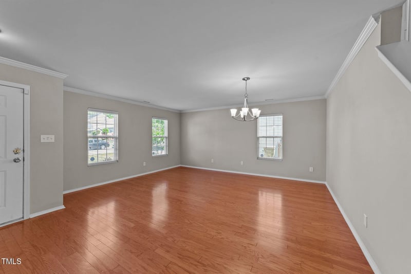 3069 Buttonwood Ln, Clayton, NC 27520