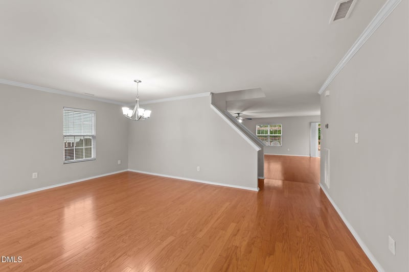 3069 Buttonwood Ln, Clayton, NC 27520