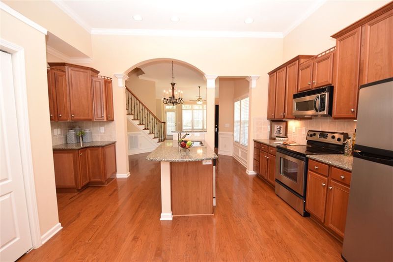 3069 Imperial Oaks Dr, Raleigh, NC 27614