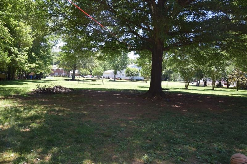 3069 Old Hillsborough Rd, Mebane, NC 27302