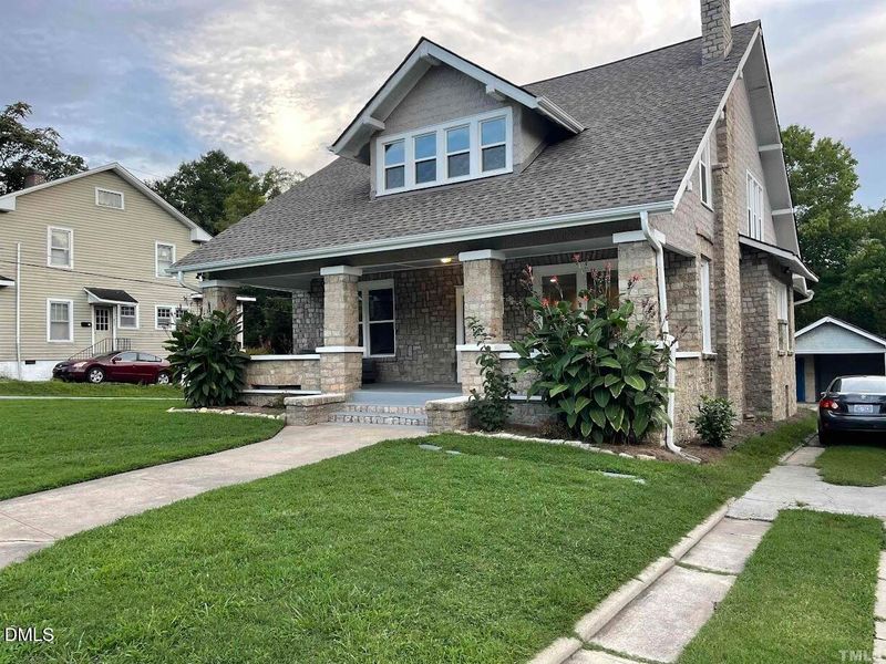 307 E 5th St, Burlington, NC 27215