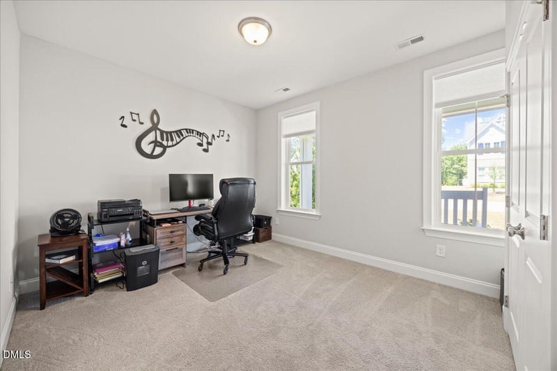 307 Amber Oak Dr, Selma, NC 27576