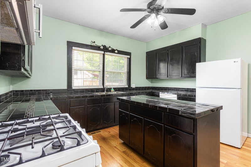 307 Austin St, Mebane, NC 27302