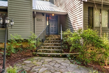307 Azalea Dr, Chapel Hill, NC 27517