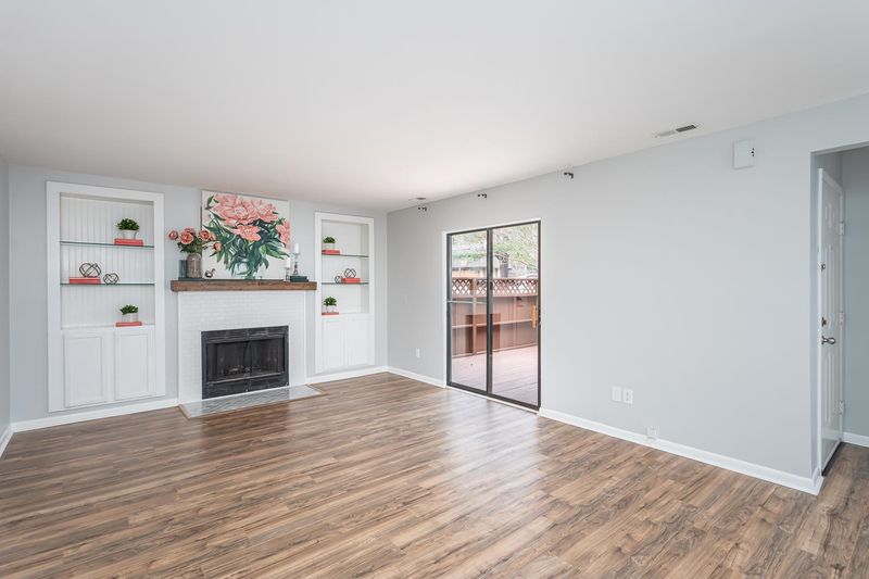 307 Brookberry Cir #307, Chapel Hill, NC 27517