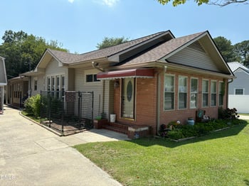 307 Canary St, Dunn, NC 28334