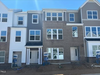 307 Chesapeake Commons St #100, Garner, NC 27529