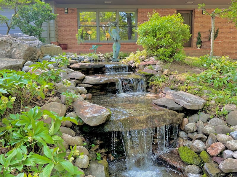 307 Clayton Rd, Chapel Hill, NC 27514